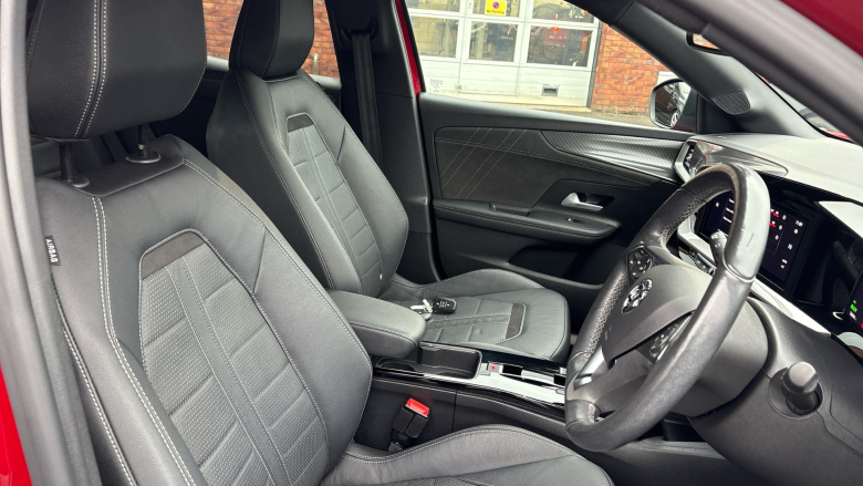 Vauxhall Mokka 100kW Ultimate Edition 50kWh 5dr Auto Electric Hatchback